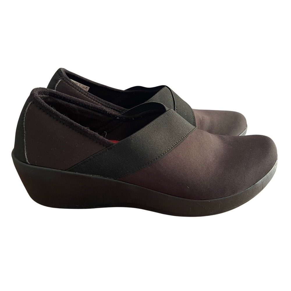 Crocs‎ Busy Day Shoes Womens 9 202852 Slip On Wedge Heel Comfort Office Casual
